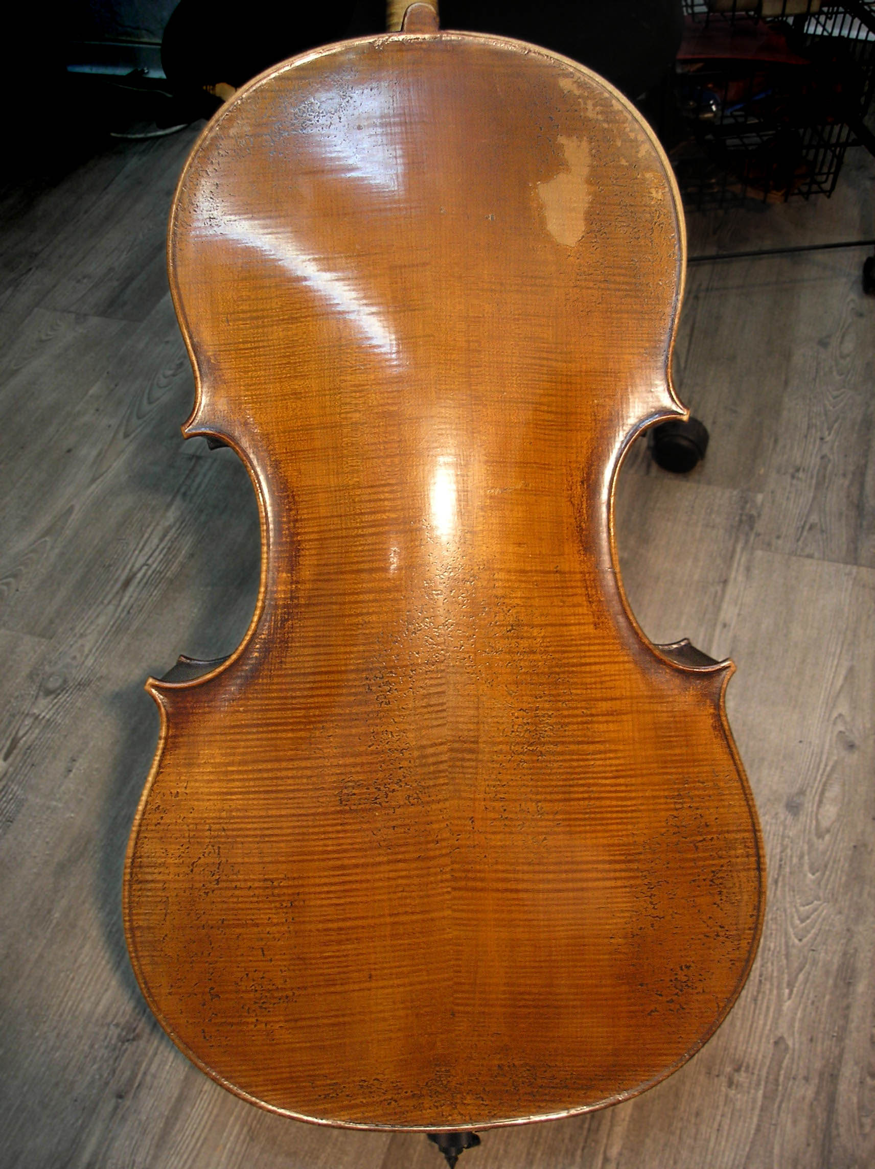 18th century violoncello